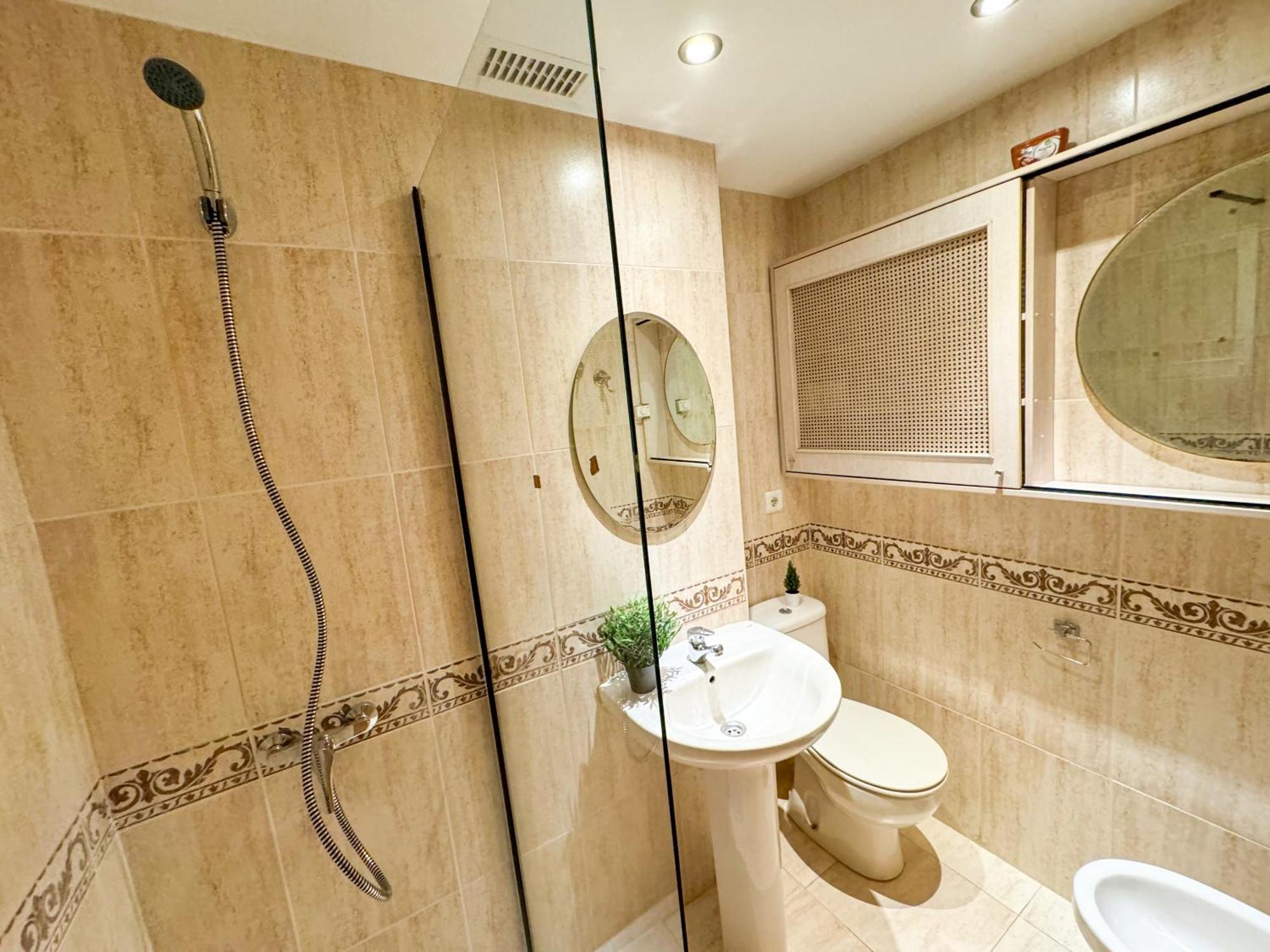 Enjoy El Pilar Turistea Apartman Zaragoza Kültér fotó