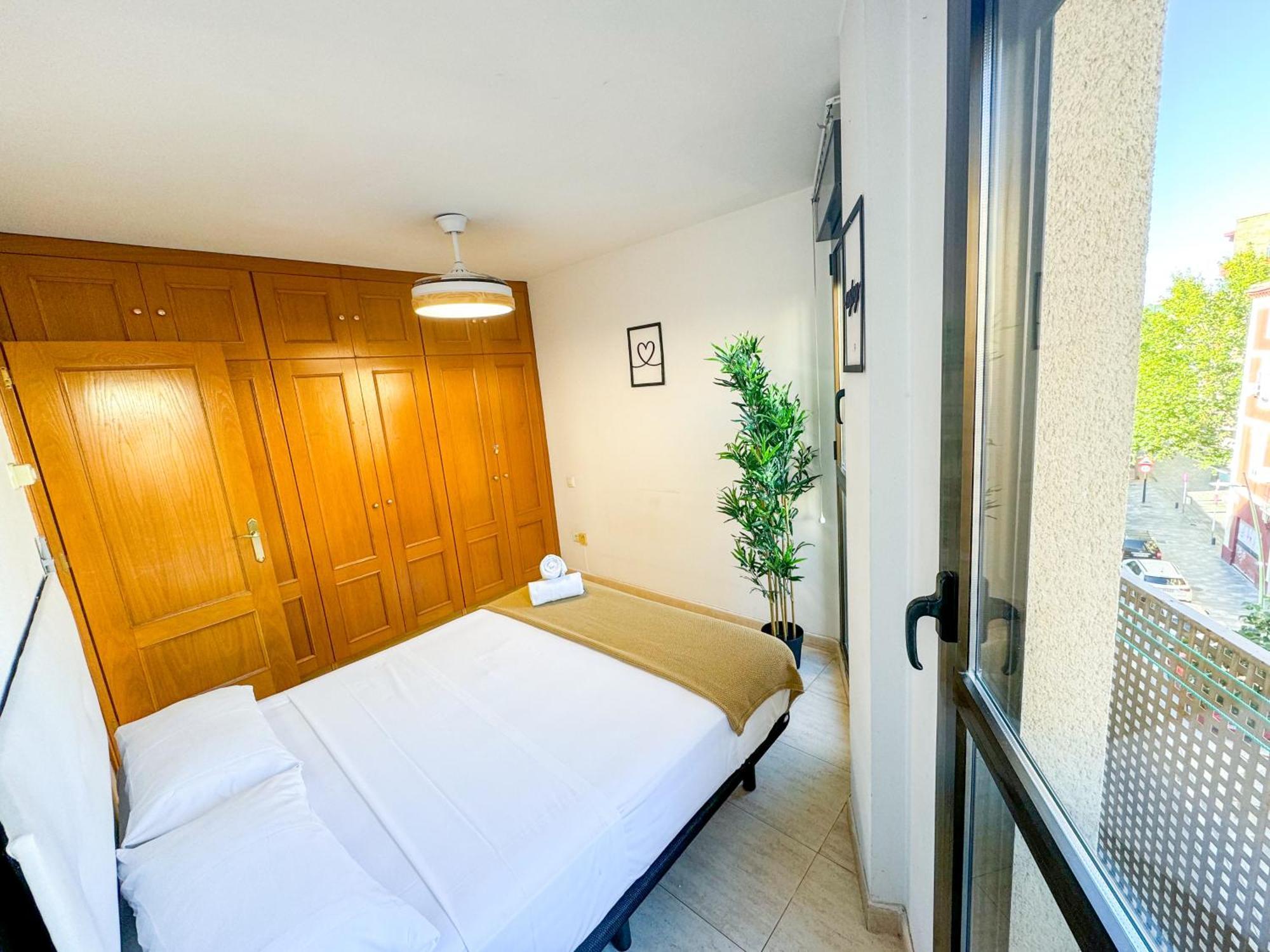Enjoy El Pilar Turistea Apartman Zaragoza Kültér fotó